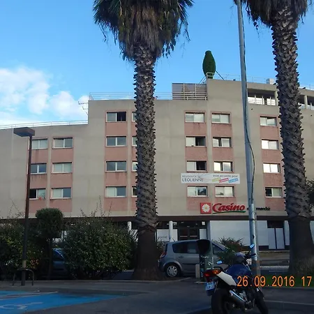 Apart Otel L'eolienne 2*